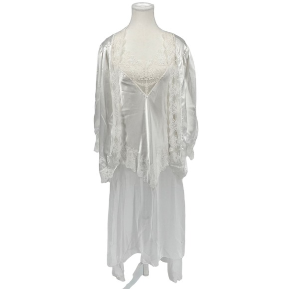 Vintage Other - Vintage Nightgown & Robe Set Me 2 Sleepwear White ILGWU Women’s Large